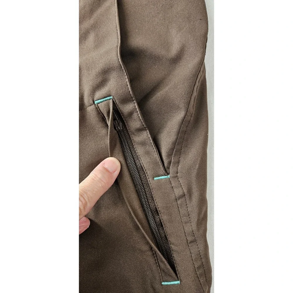 Magellan Sportswear Womens Brown Outdoor Hiking Shorts Size 12‎ Polyester Pocket